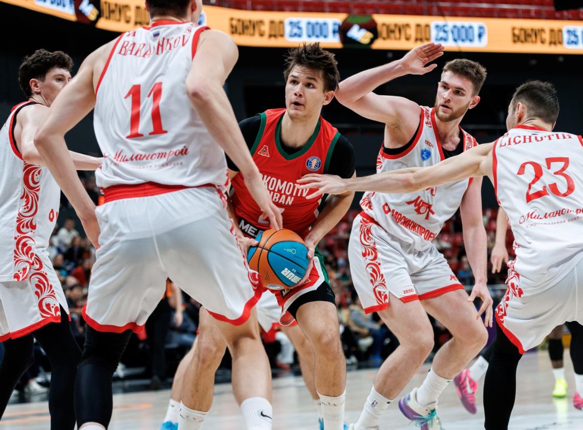 Ищенко – в сборной недели