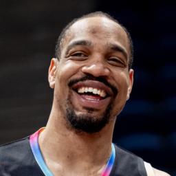 Винс Хантер, центровой ПБК &laquo;Локомотив-Кубань&raquo;