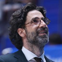 Tomislav Tomović, the head coach for Lokomotiv Kuban PBC