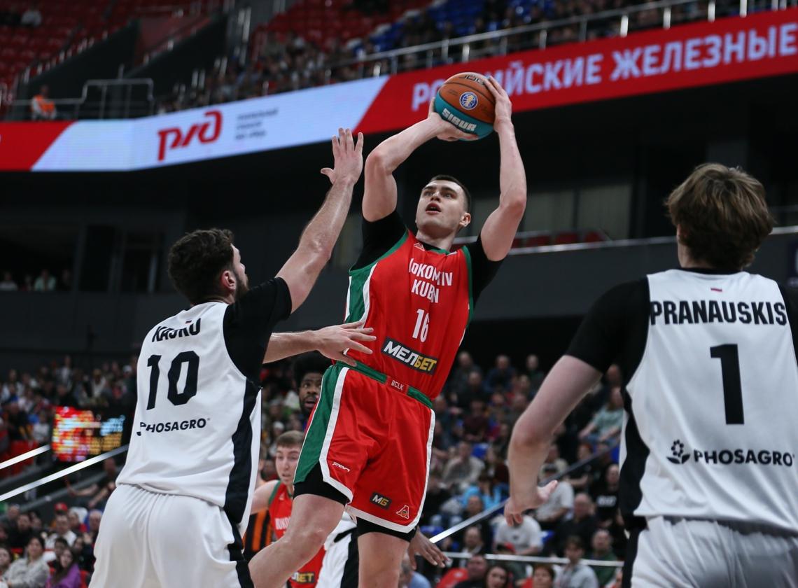 Антон Квитковских: «Нам должно быть стыдно за такое начало игры»