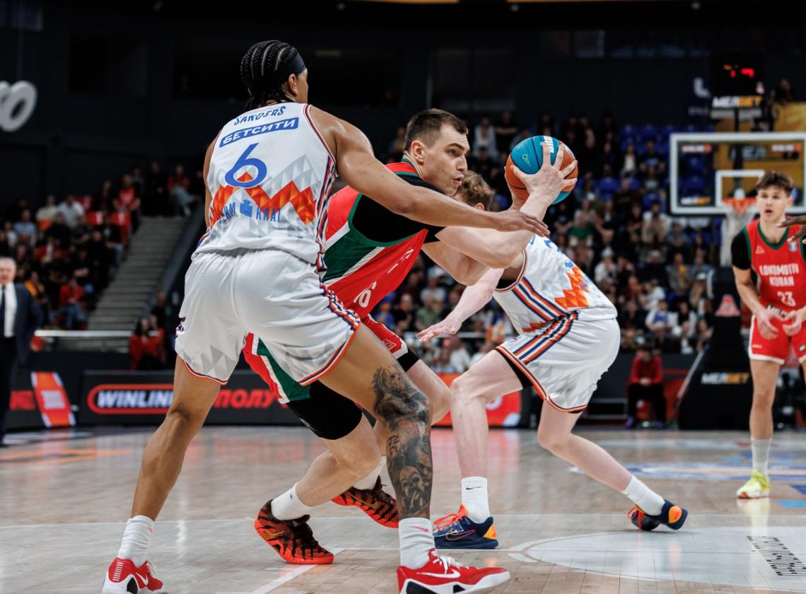 Квитковских – в сборной тура!