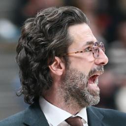 Tomislav Tomović, the head coach at Lokomotiv Kuban PBC