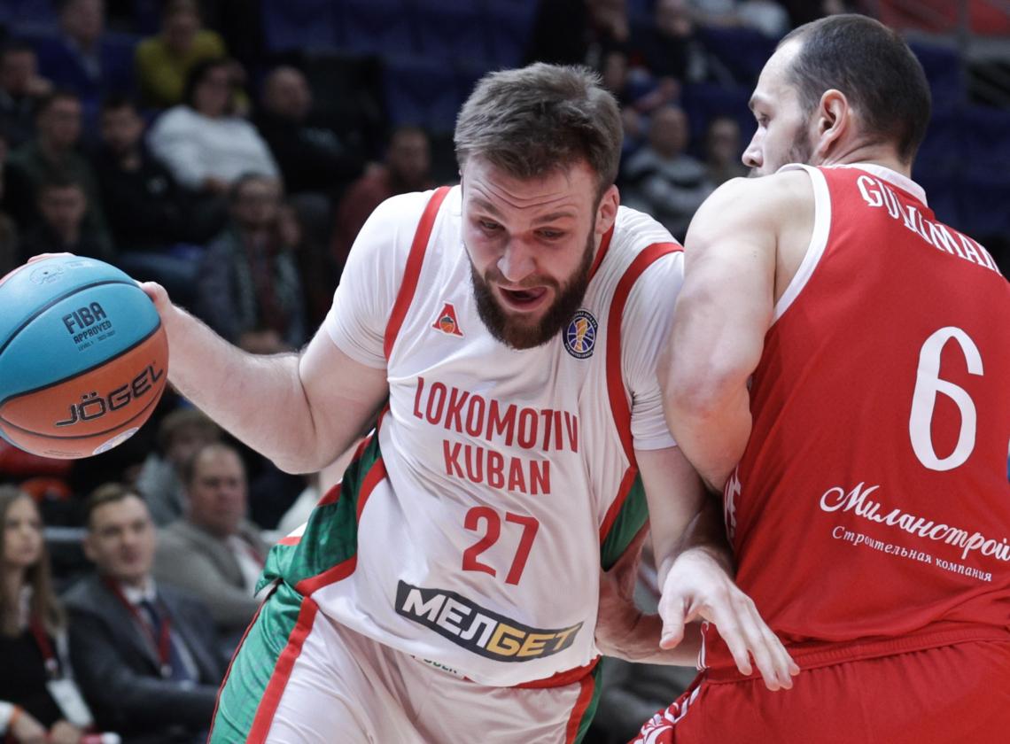 Первая победа и первая «сотня» при новом тренере!