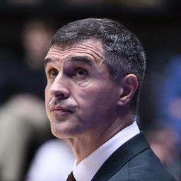 Anton Yudin, the head coach at Lokomotiv Kuban PBC