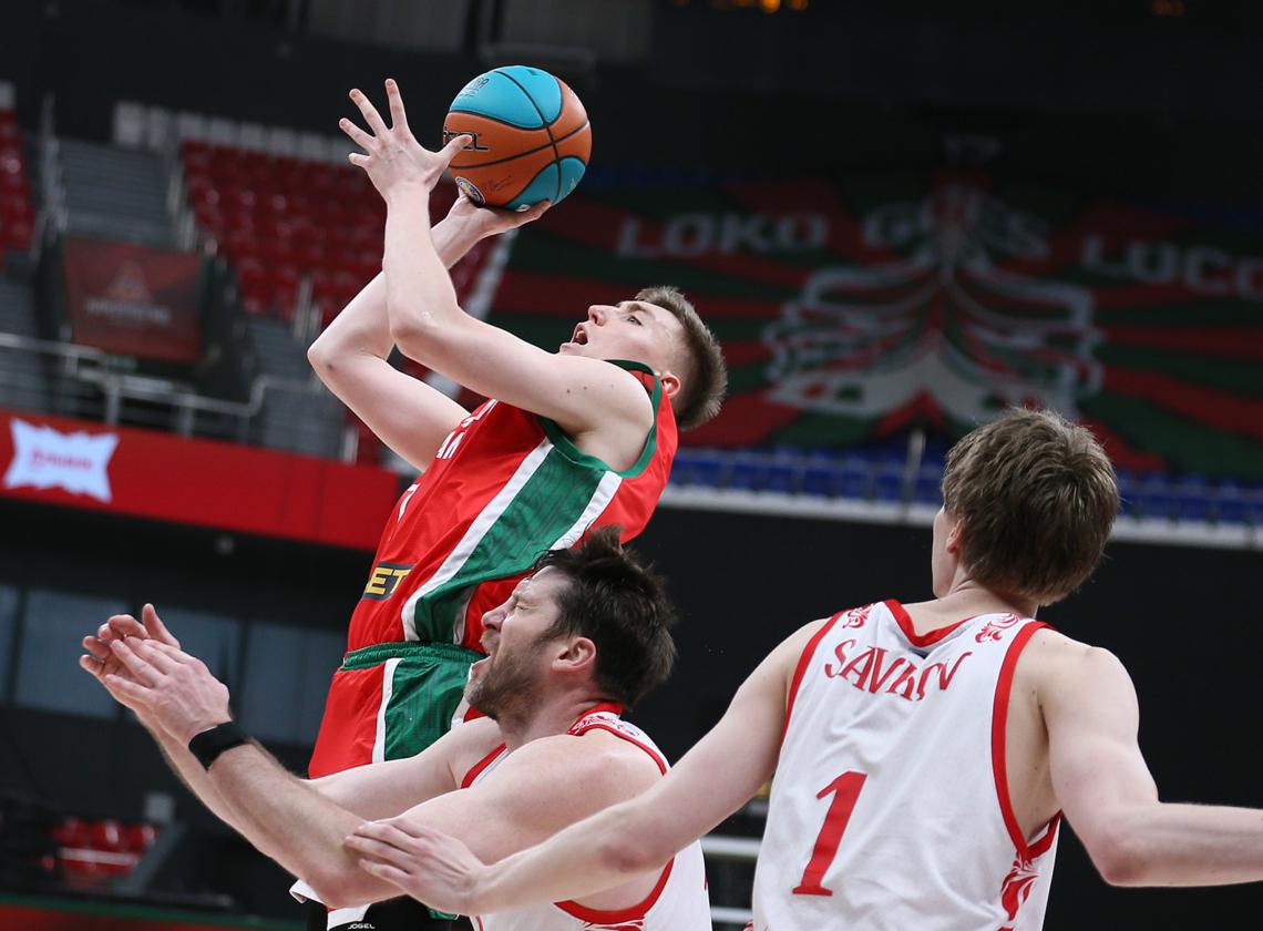 «Локо» выигрывает у МБА-МАИ и продолжает погоню за «Зенитом»