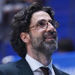 Tomislav Tomović, the head coach at Lokomotiv Kuban PBC