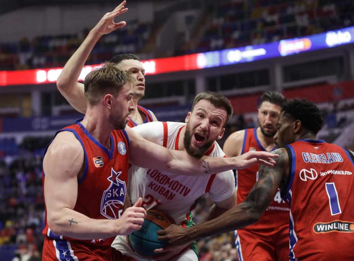 ЦСКА преподаёт «Локомотиву» суровый урок