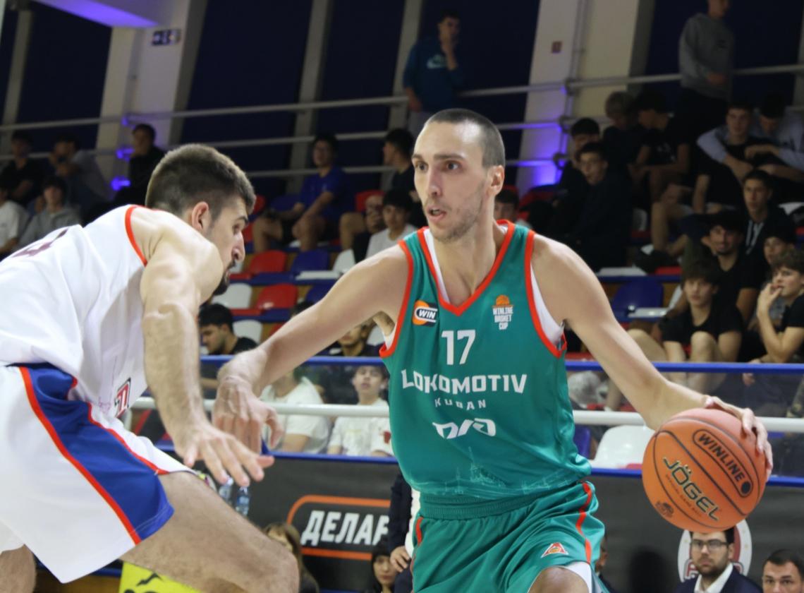 «Локо» выигрывает у ФМП в Белграде