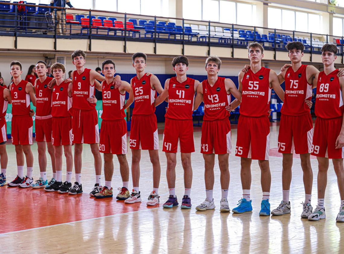 Маринчев, Красноруженко и Долгих – в расширенном списке сборной России U16